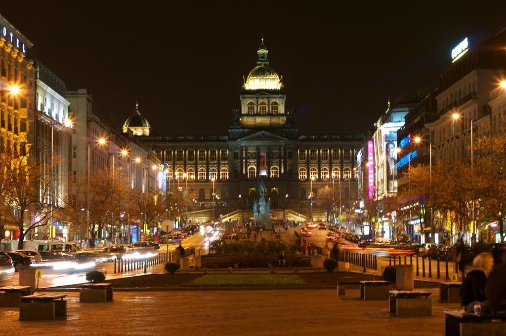 Hotel Praha Club Bed & Breakfast 外观 照片