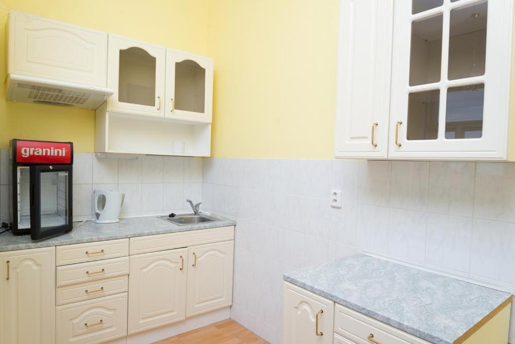 Hotel Praha Club Bed & Breakfast 外观 照片