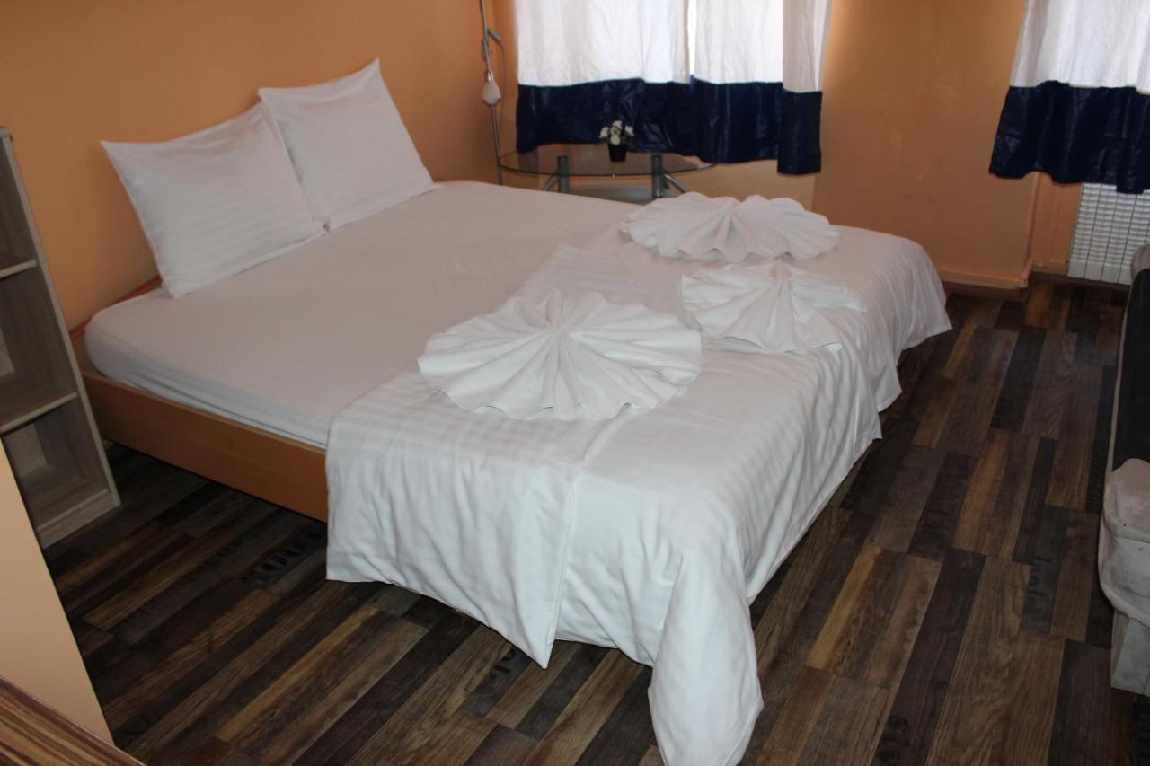 Hotel Praha Club Bed & Breakfast 外观 照片